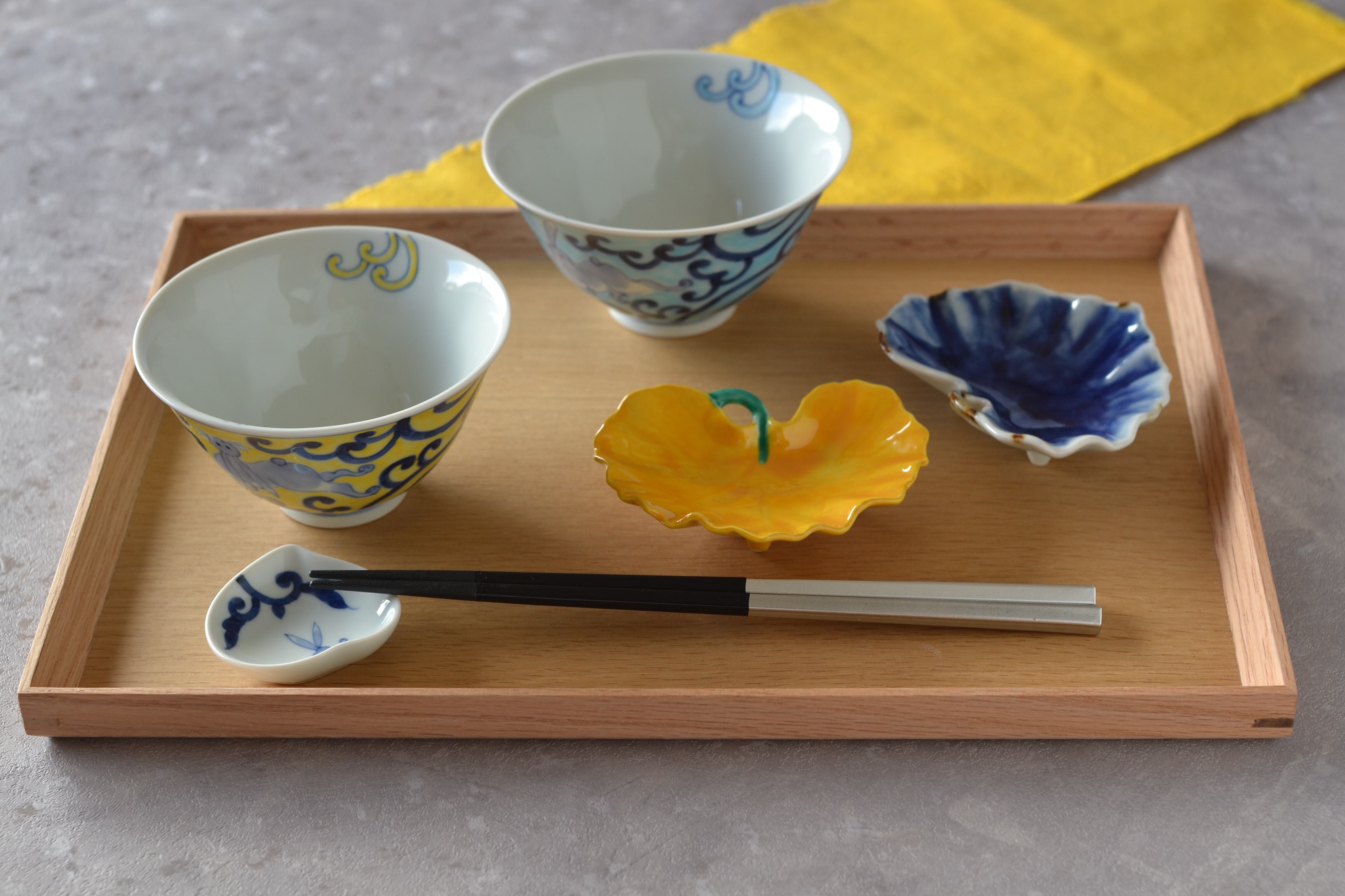 彩紋茶碗 B2B2ECC4-34BF-424E-9F7D-