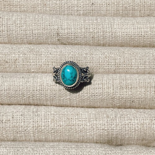 Turquoise 925 Sterling Silver Oval Shape Gemstone Ring