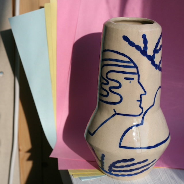 Sophie Alda "Large rocket vase”