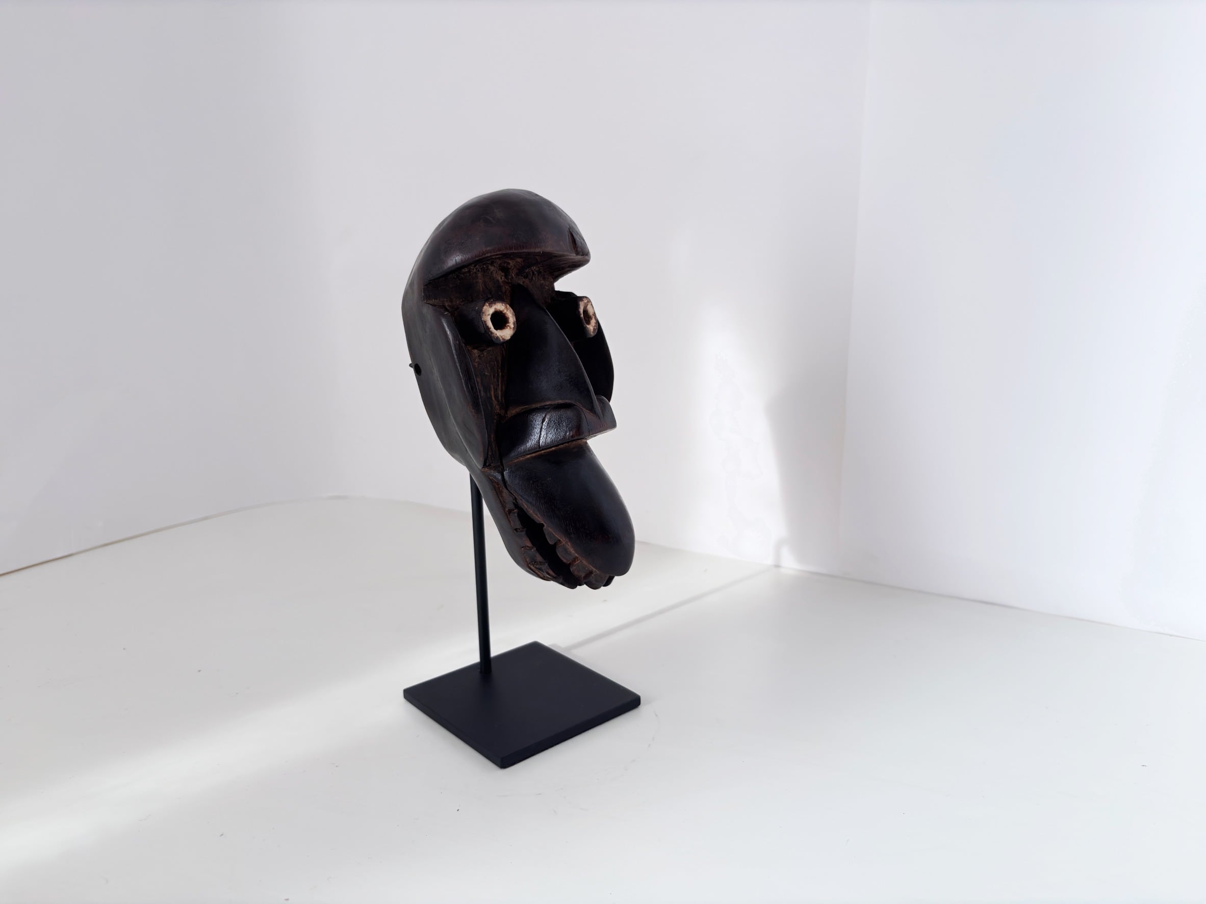 コートジボワール ダン族 パスポートマスク|木彫り アフリカンアート オブジェ 一点もの|Dan Passport Mask from Côte d'Ivoire | Hand-Carved African Art Wooden Wall Sculpture | One of a Kind
