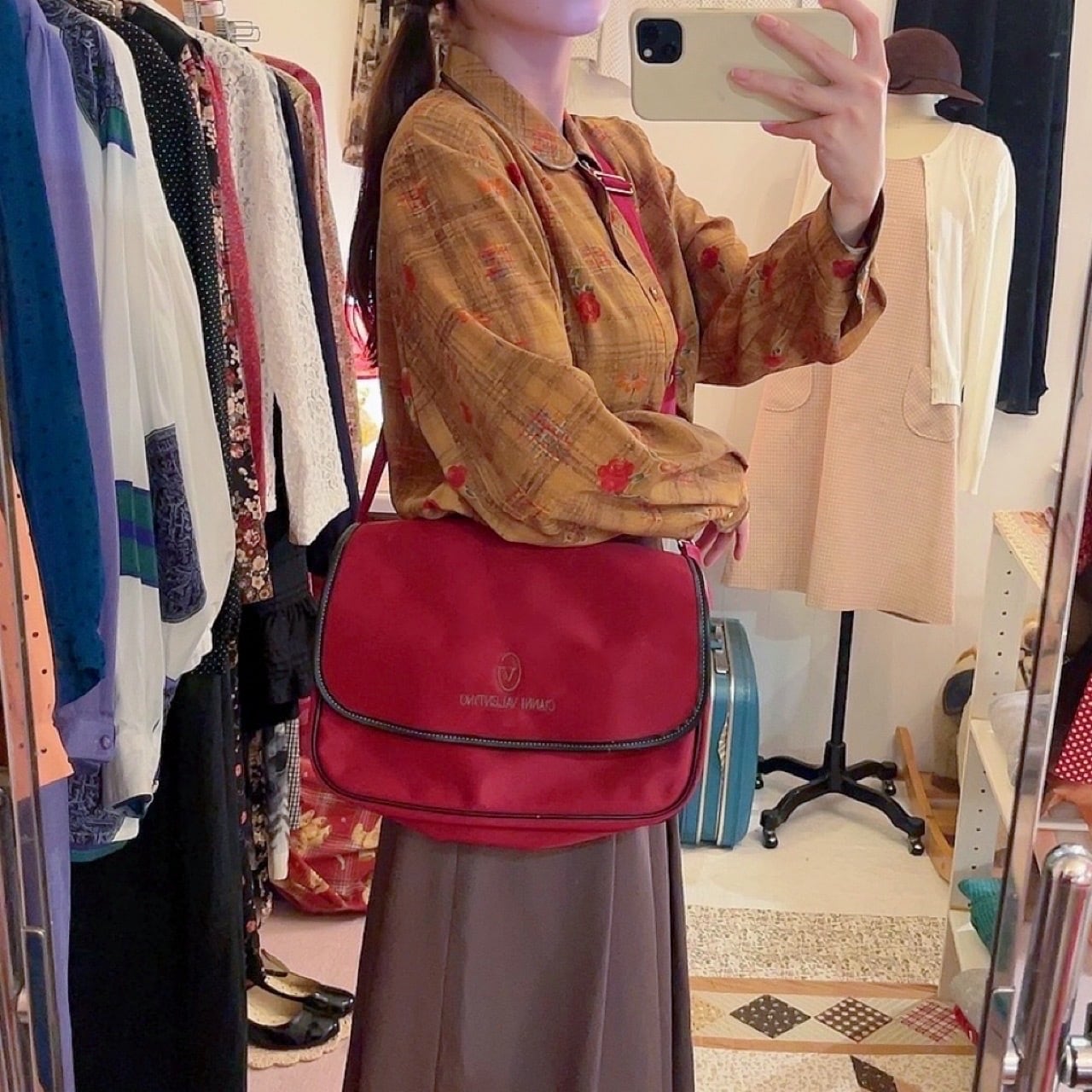 GIANNI VALENTINO / wine red shoulder bag