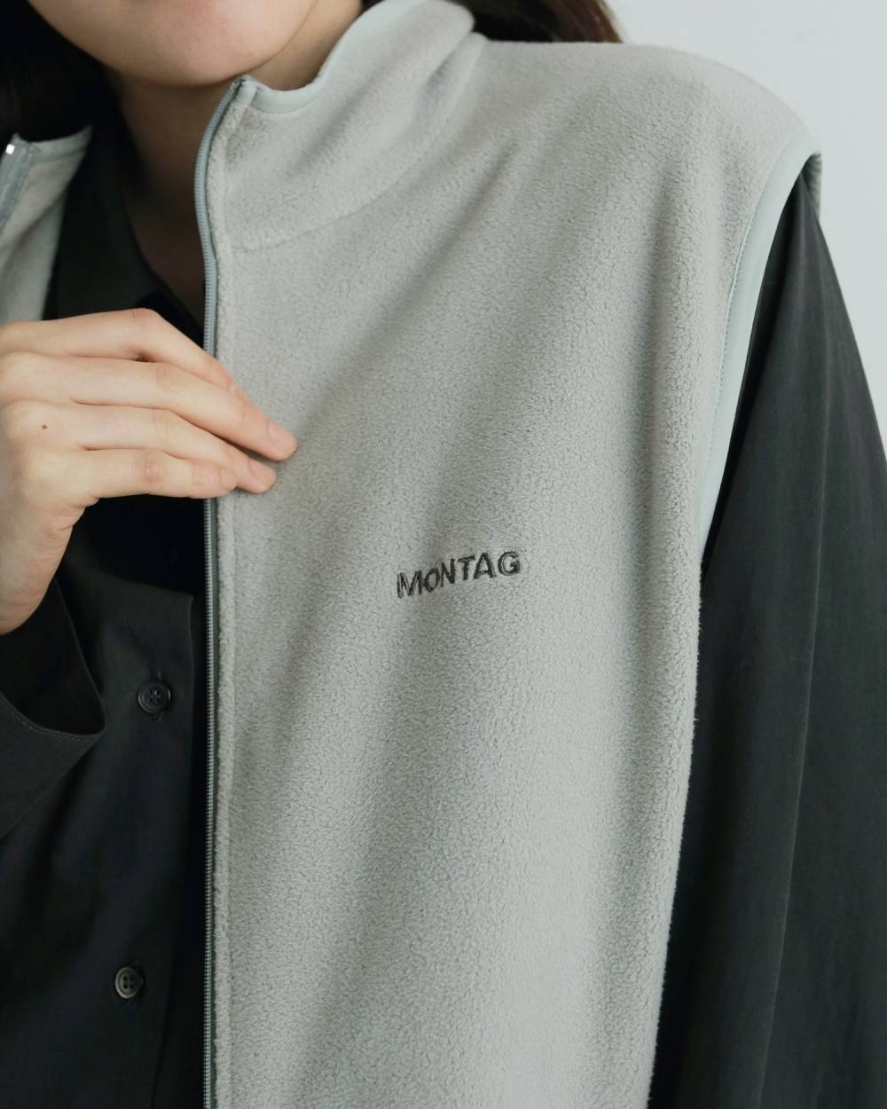 anuke(アンヌーク) Fleece Zip Vest | サウスオレンジ｜メンズ