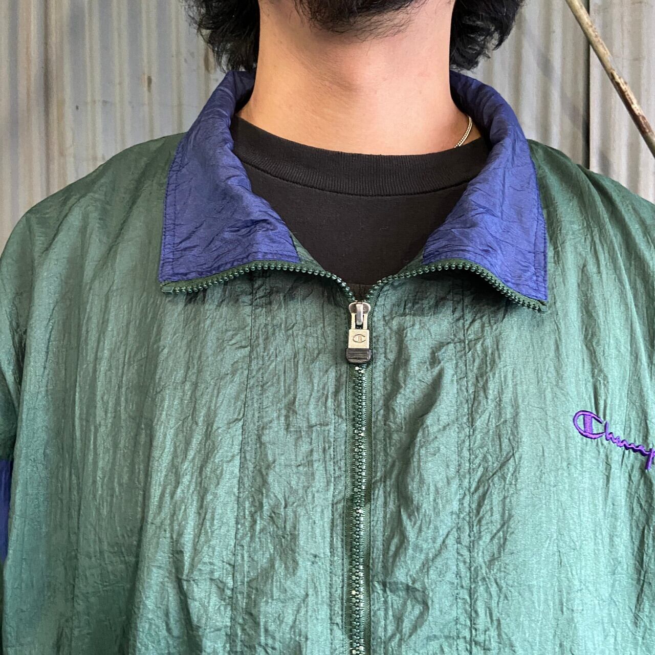 90年代 Champion チャンピオン バックロゴ 刺繍 ナイロン 90年代 Champion チャンピオン バックロゴ 刺繍 ナイロン