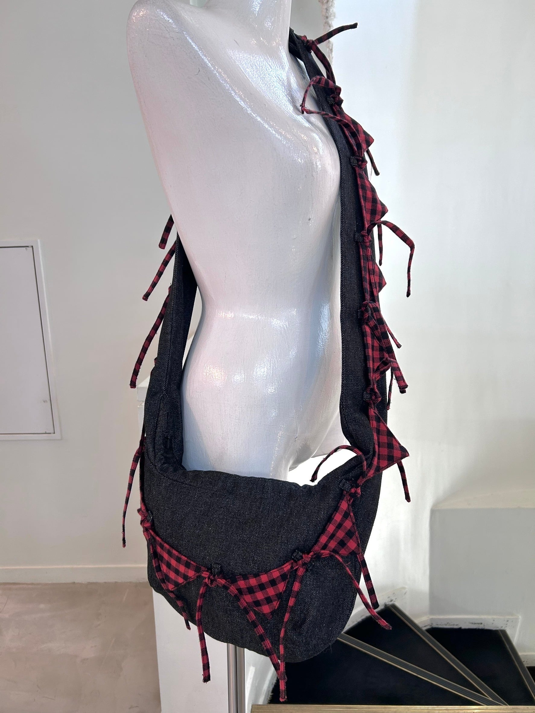 STRONGTHE mini talisman bag / red×denim
