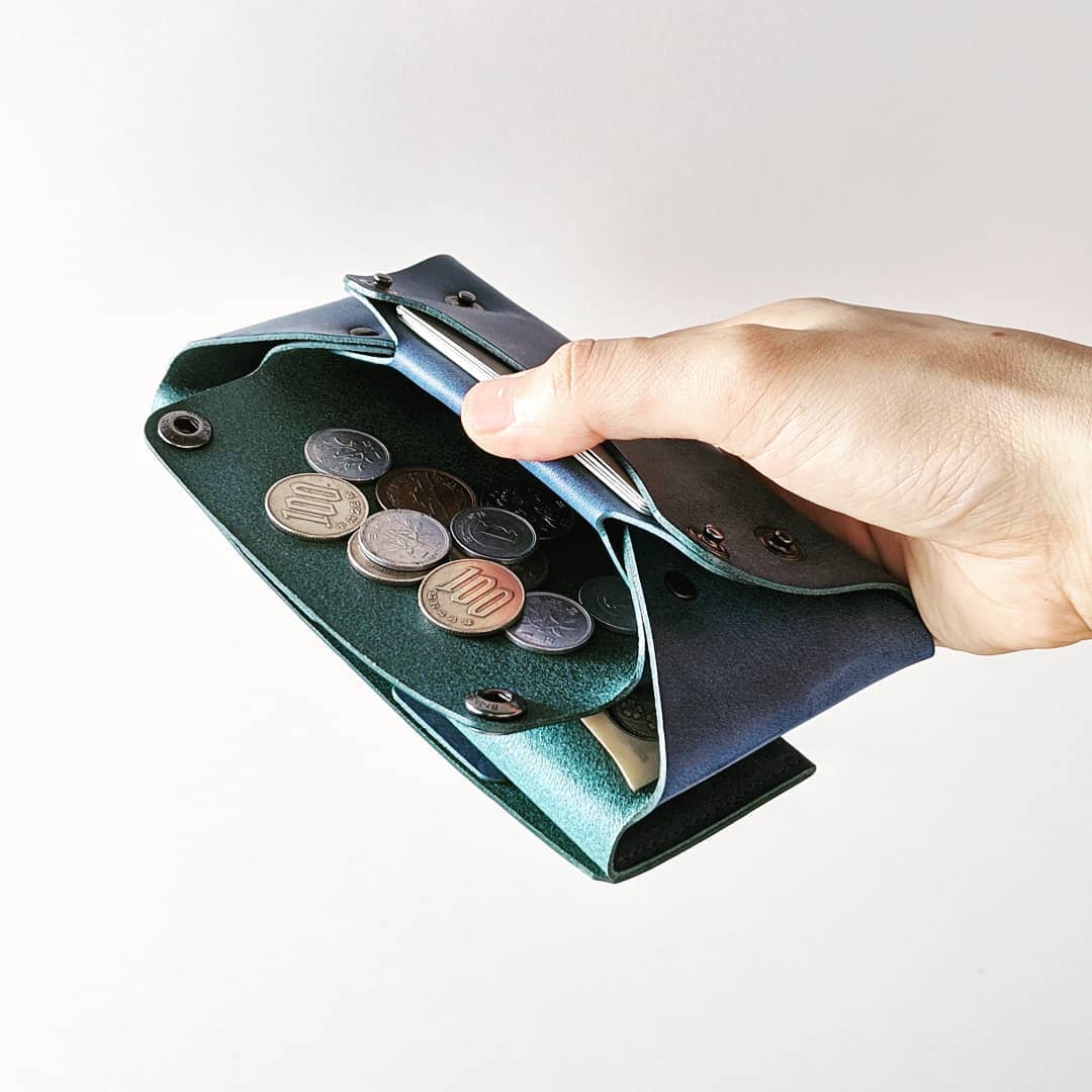 コンパクト設計の長財布 LONG WALLET / BLUE | FABRIK® ONLINE STORE