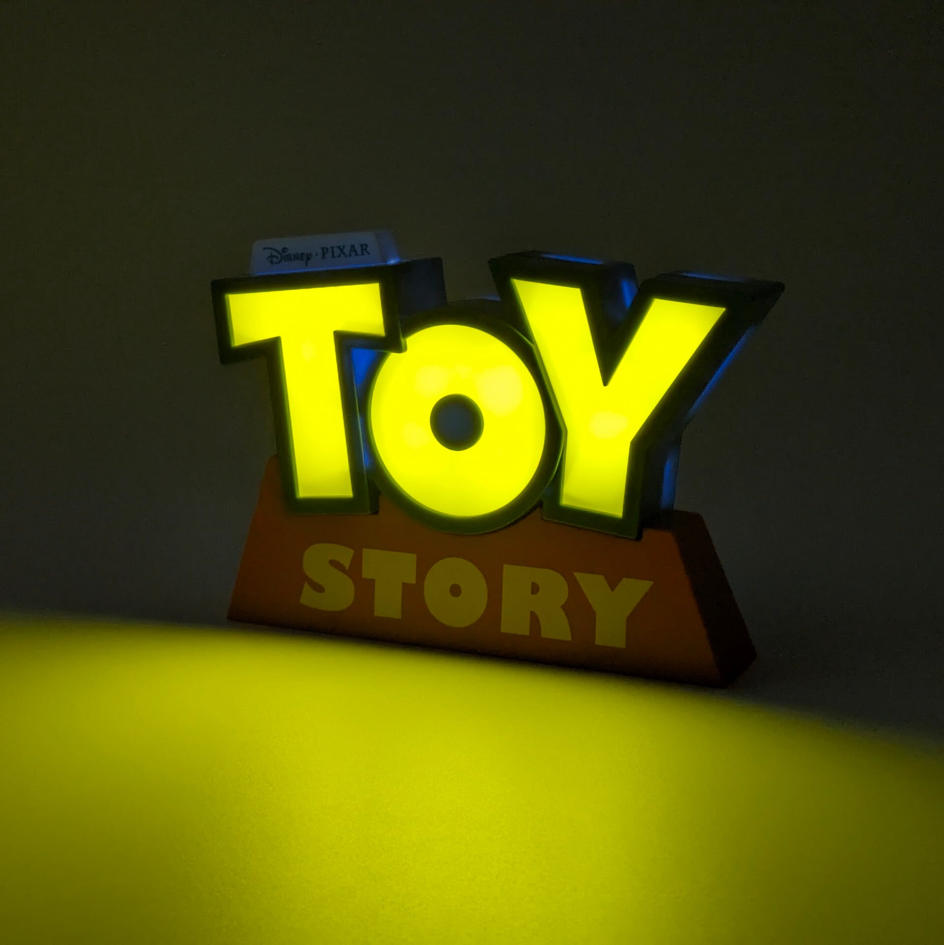 再入荷!【 TOY STORY(トイストーリー )】『 30th Anniversary TOY STORY 3Dロゴ LEDライト』 デスクトップライト / ルームライト〚 アメリカン雑貨 アメトイ 〛