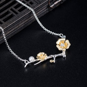 梅の花のペンダント　 淡水パール　SILVER　0254