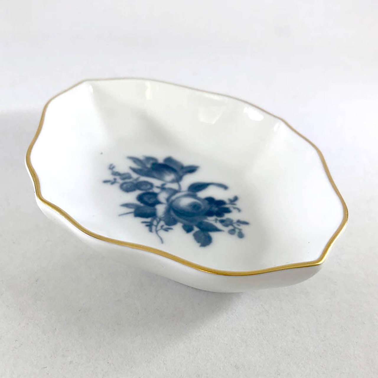 マイセン 小皿金縁　ブルーフラワー　青いバラ　オリジナル箱付き 12TWbr3