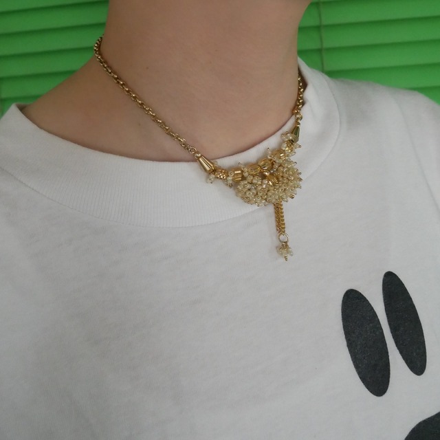 gold volume necklace