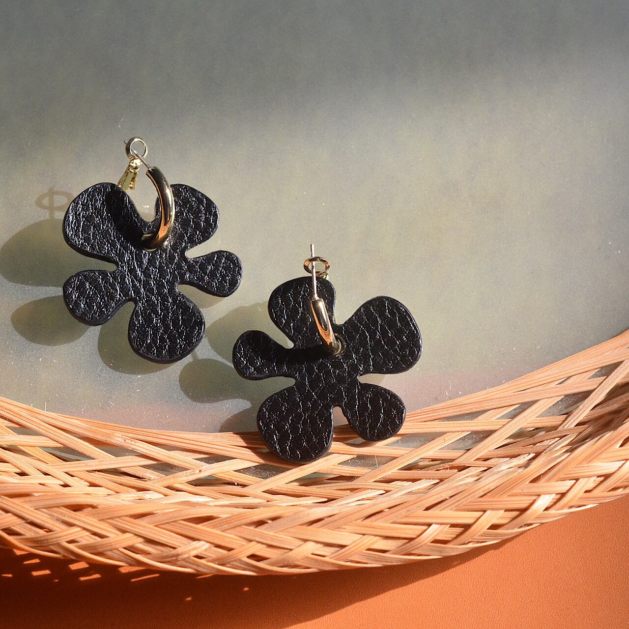 leather pierce/earring 《Cookie flower》5colors | TO DAY'S BOUTIQUE