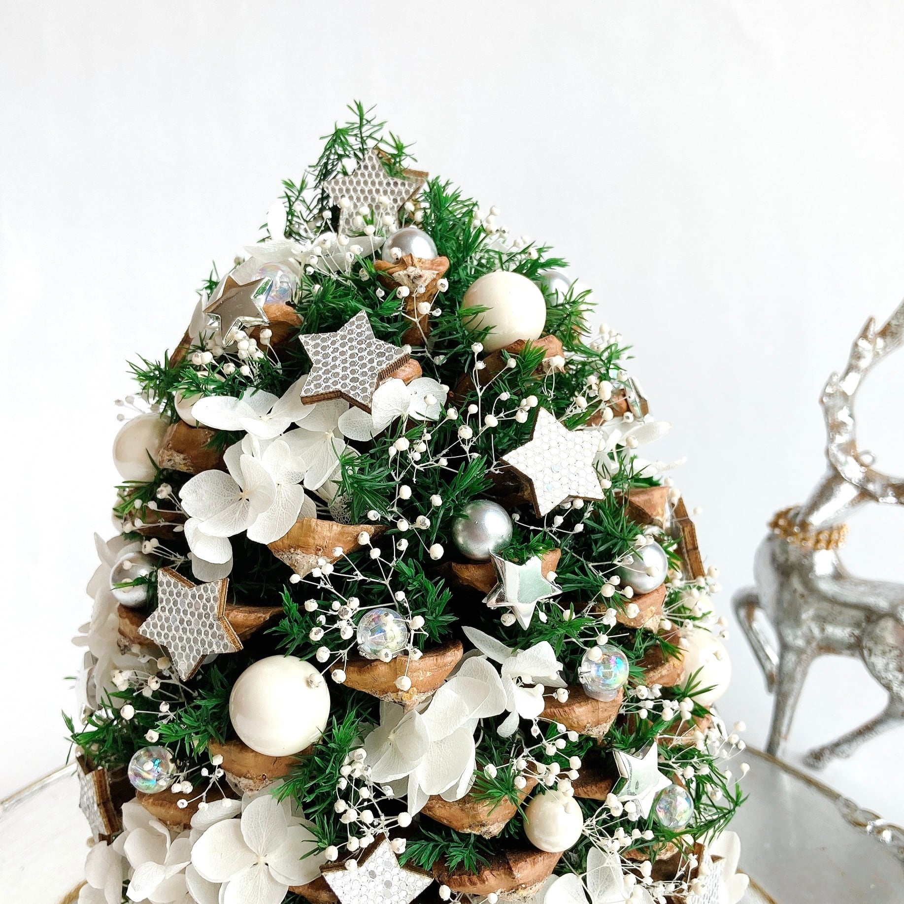 ꫛꫀꪝ✧‧˚ジャンボ松ぼっくりのクリスマスツリー - フラワー/ガーデン