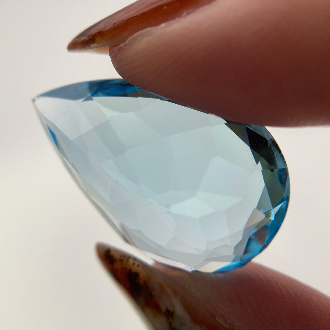 230)ソ付 大粒 スカイブルートパーズ ルース 26.467ct | Pay ID 