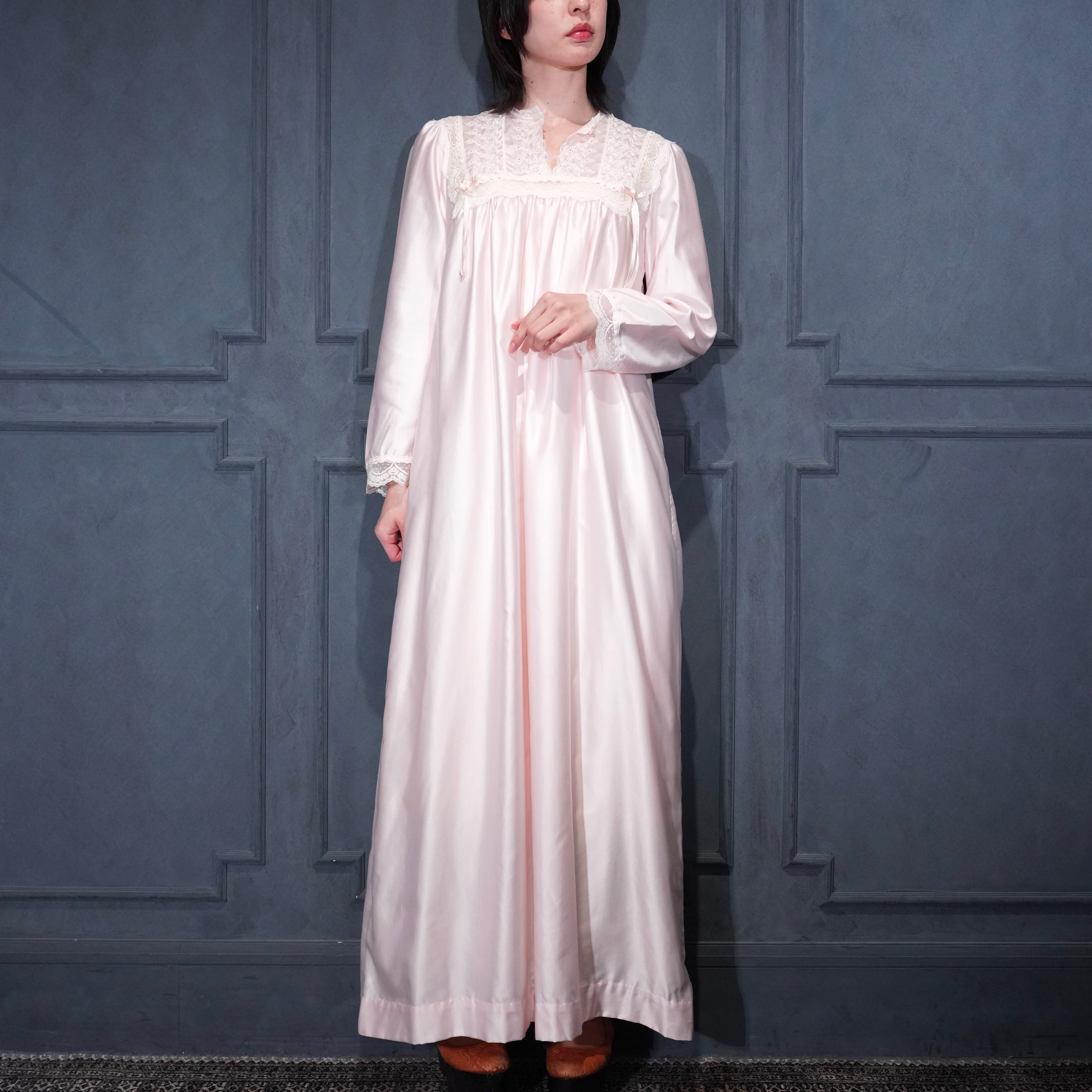 80's USA VINTAGE Christian Dior LACE RIBBON DESIGN NIGHTY DRESS