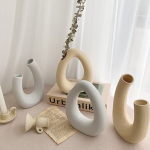 ceramic o u object vase 2colors / セラミック オブジェ ベース 花瓶 韓国 北欧 インテリア 雑貨