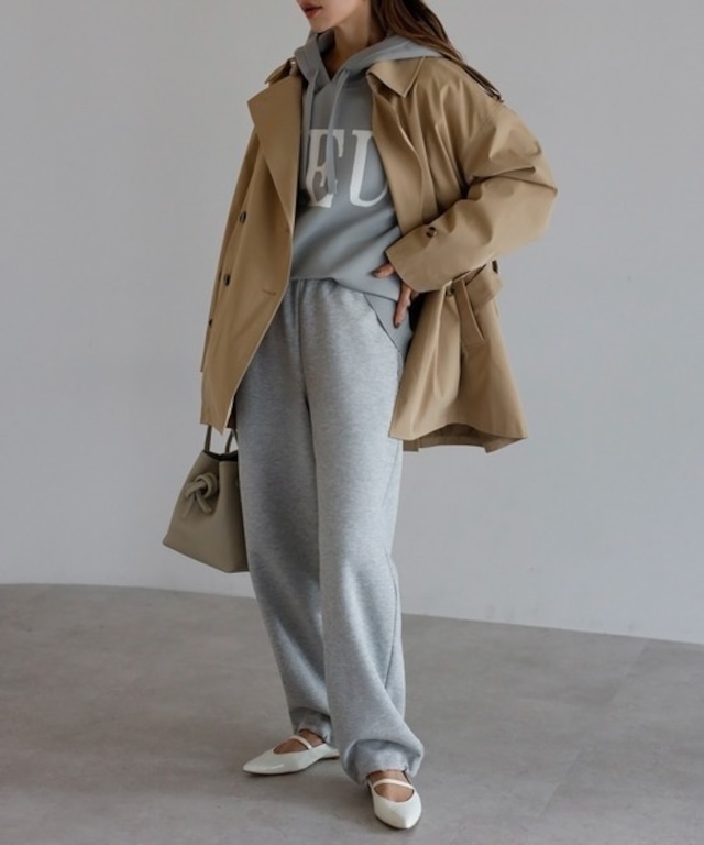 ダブルブレストライクトレンチコート