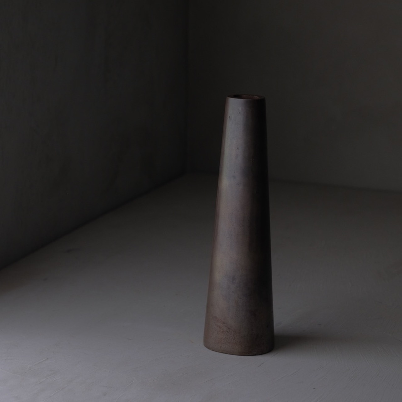 Iron object