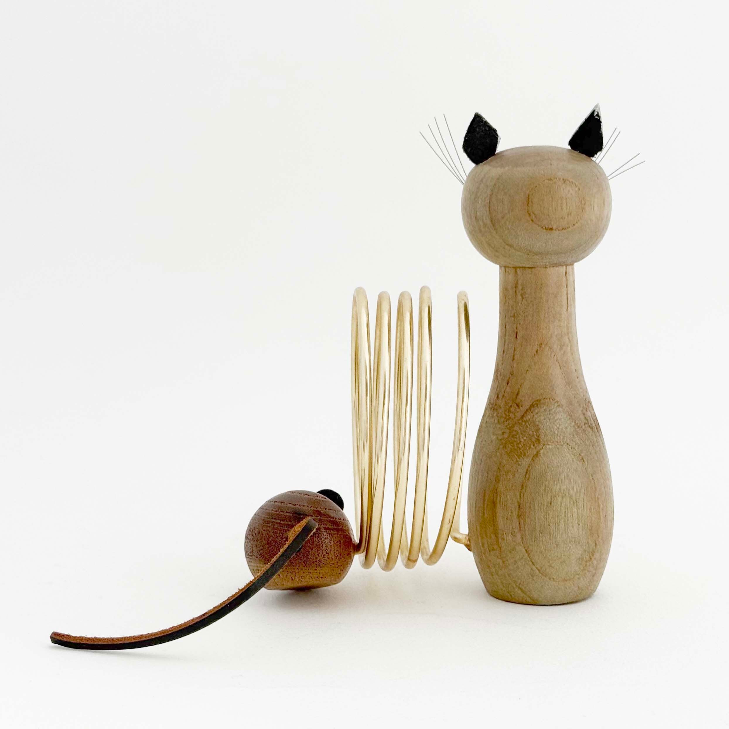 猫とネズミの実用木地玩具