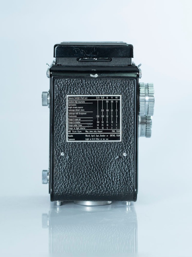 二眼レフカメラ　AIRESFLEX U アイレスフレックスU型 【送料無料】