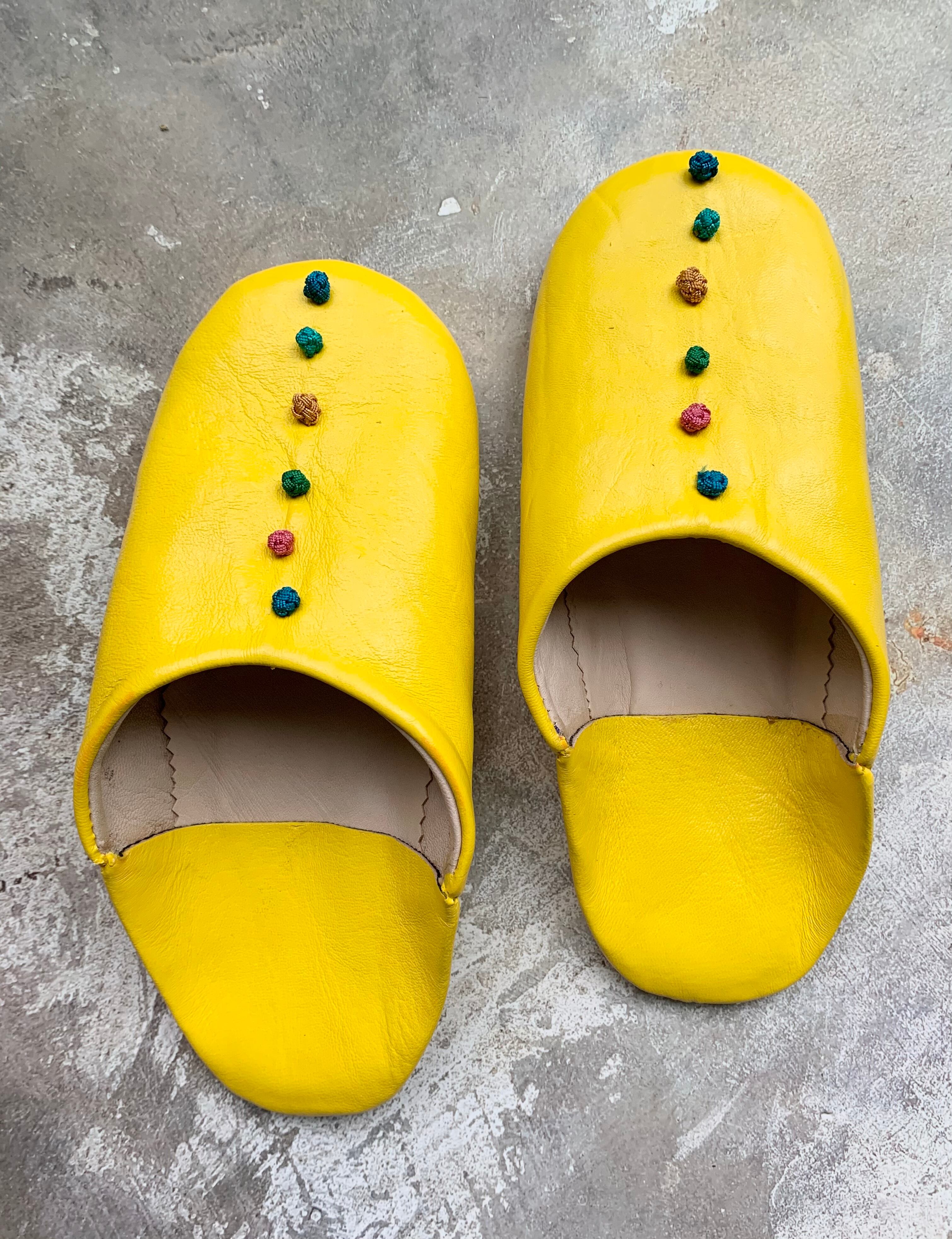 モロッコボタンバブーシュ(イエロー)