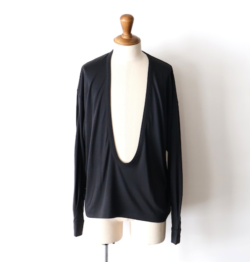 nonnotte “Drape U Pullover with Cuff Sleeve ( Caviar )”