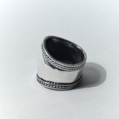 BLADE RING