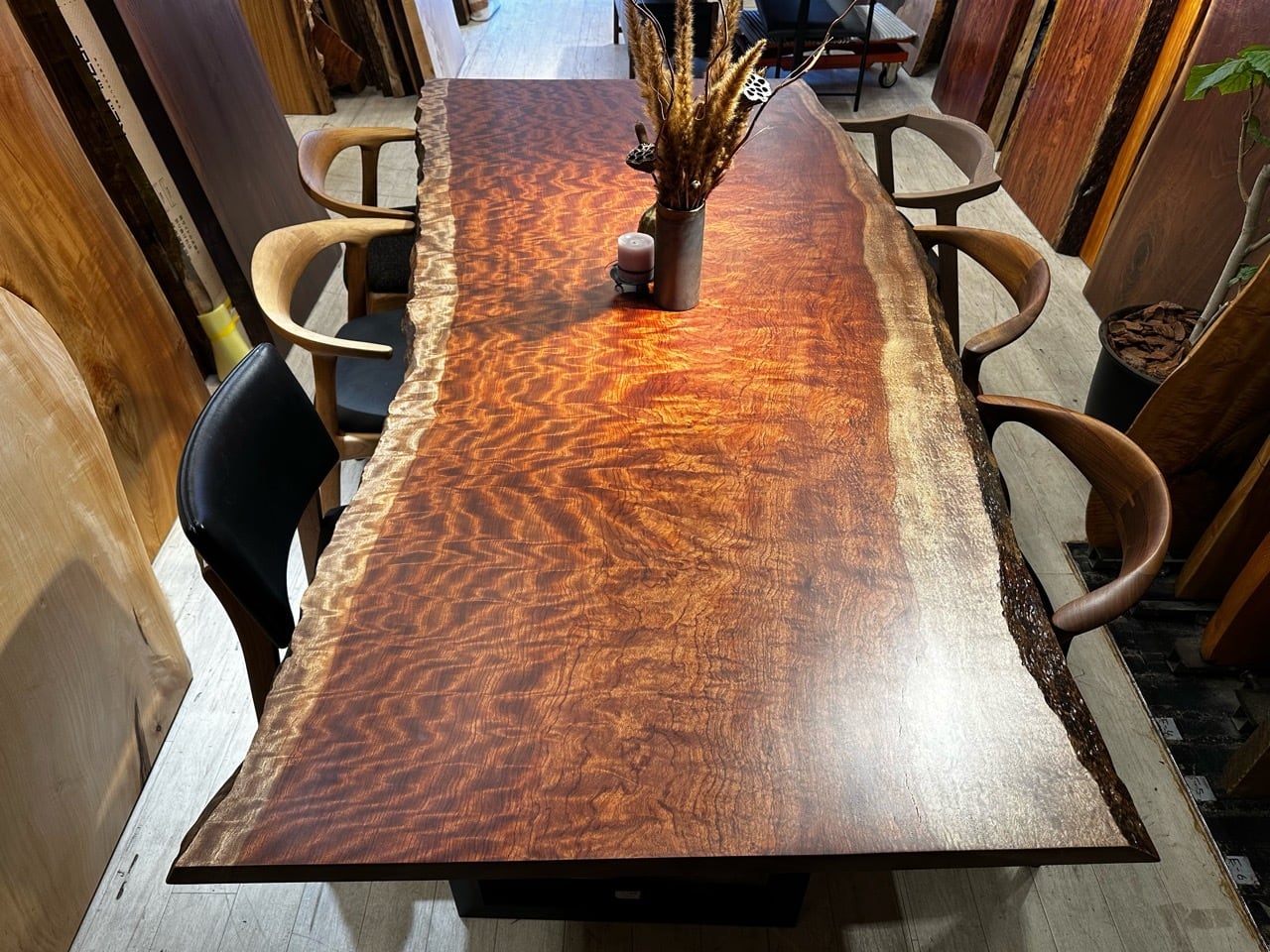 全面杢】ブビンガ_2440×940-1050-1145×38_浅草本店_テーブル天板/一枚