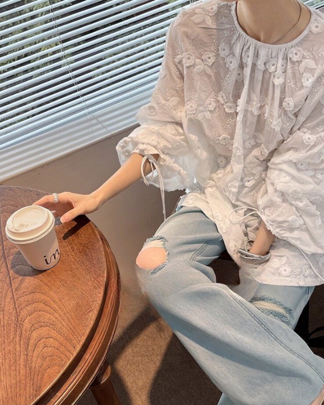立体刺繍 フラワーレースコットン100%ブラウス