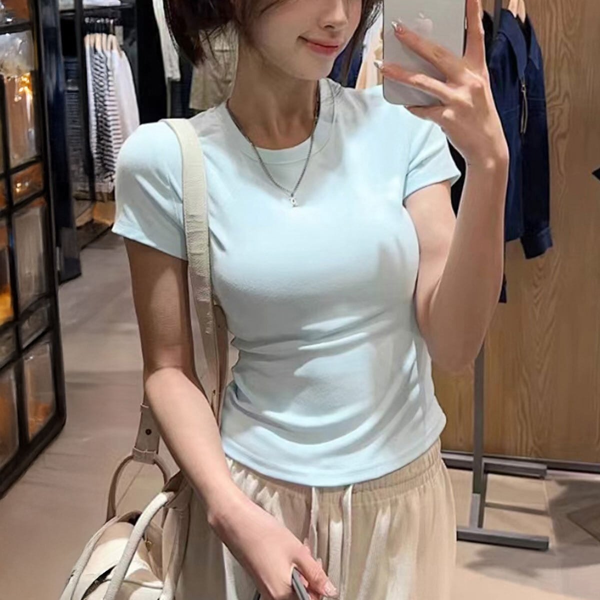 半袖 Tシャツ サイドギャザー レディース 春夏 トップス 韓国 きれいめ シンプル 大人 カジュアル 無地 タイト ちびT スリム ショート丈 おしゃれ 大人可愛い 大人女子