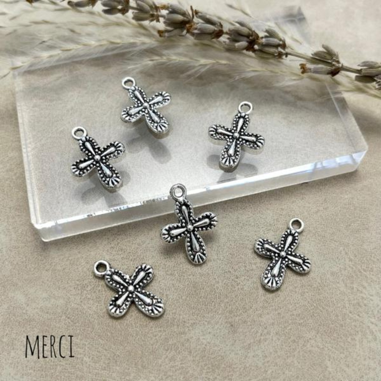 【2個】クロスチャーム(D)