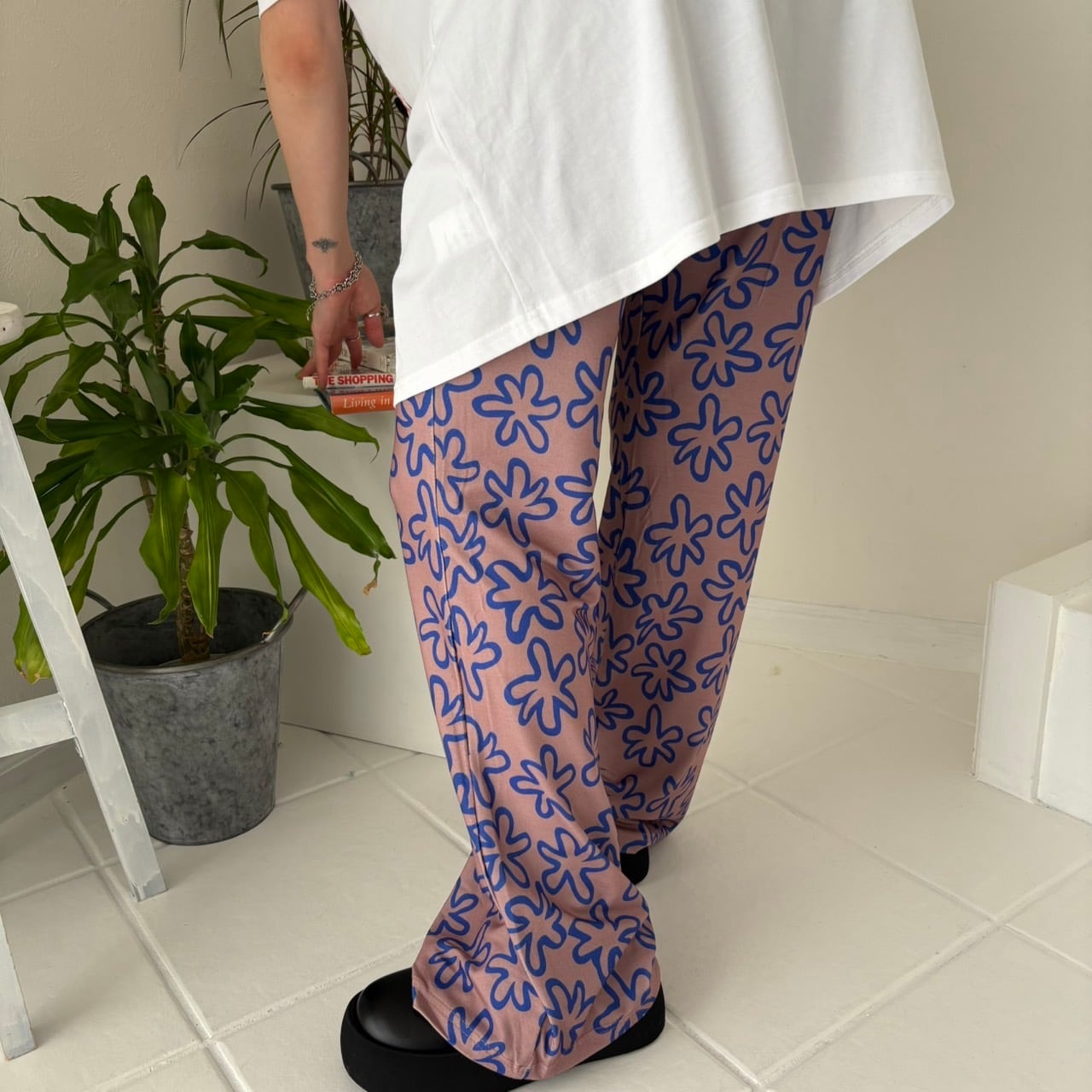 レースフリルフレアパンツ_LN01493 | lanan(ラナン)