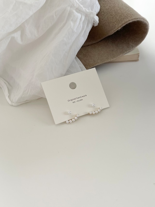 5perls pierced earrings