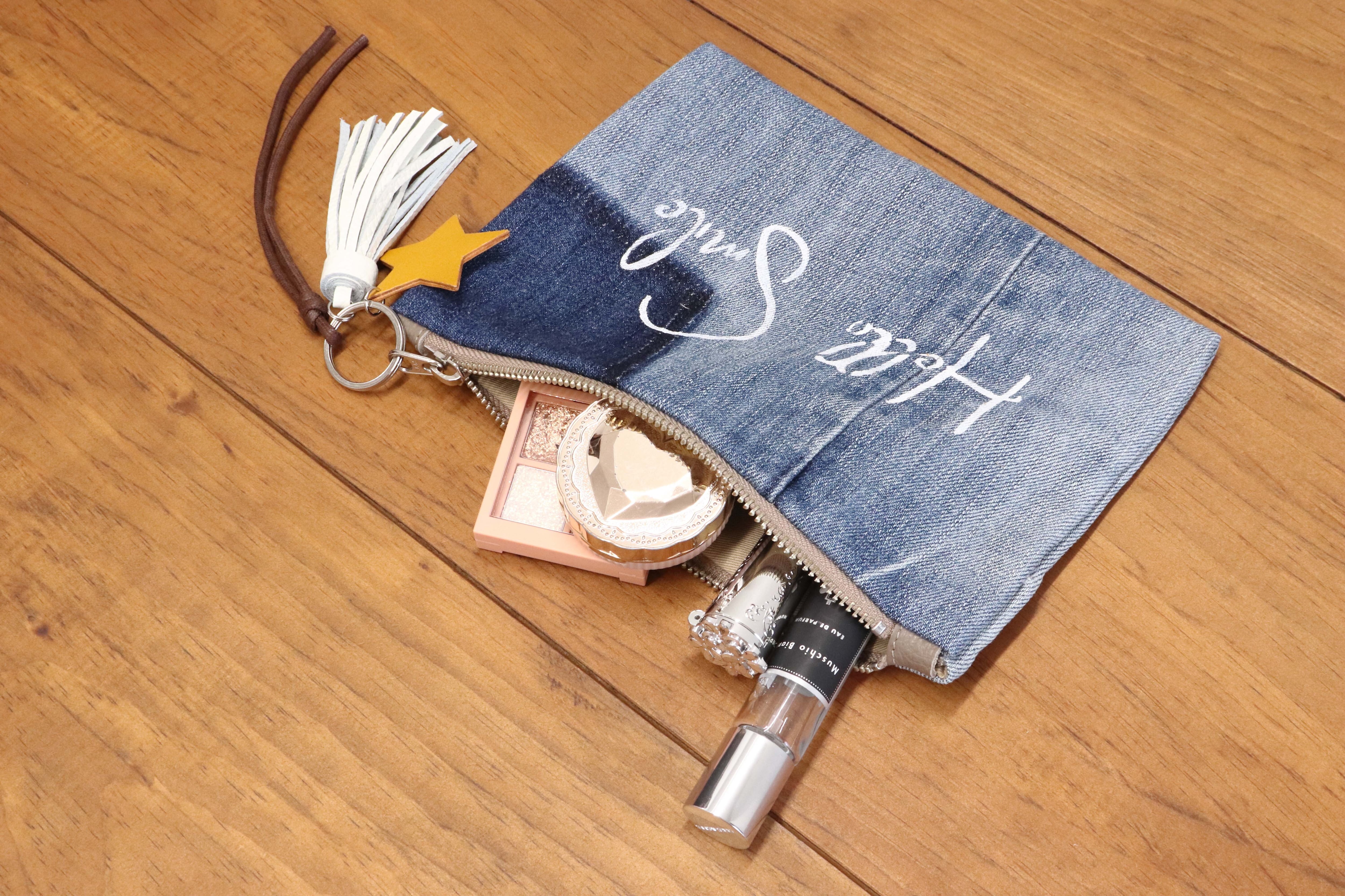 リメイクデニムでかクッションバッグチャーム　No.554 リメイクデニムでかクッションバッグチャーム No.554 リメイクデニムで