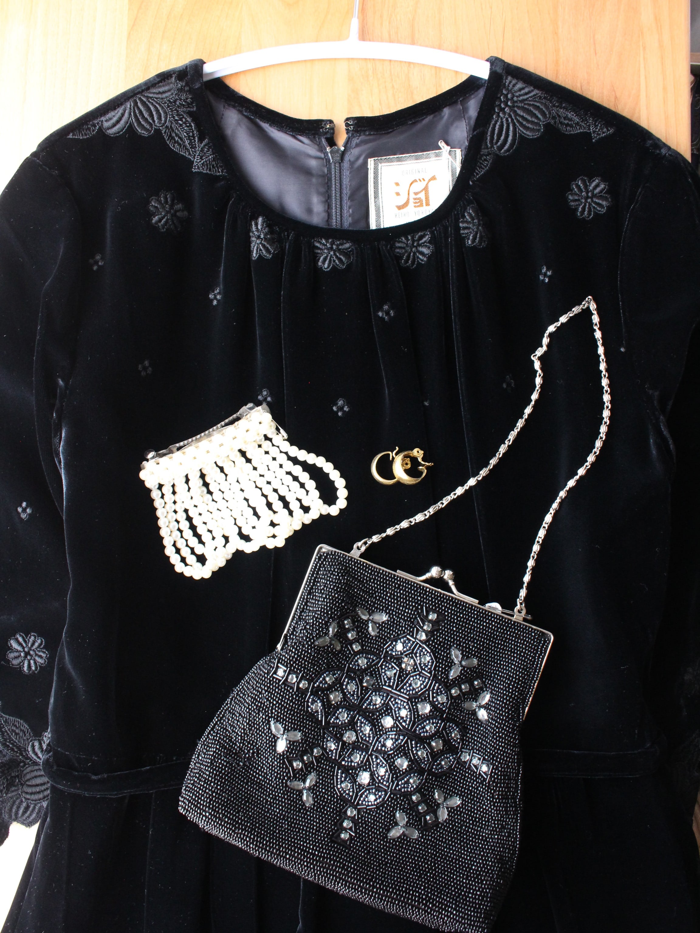 花柄ビーズバッグ ブラック