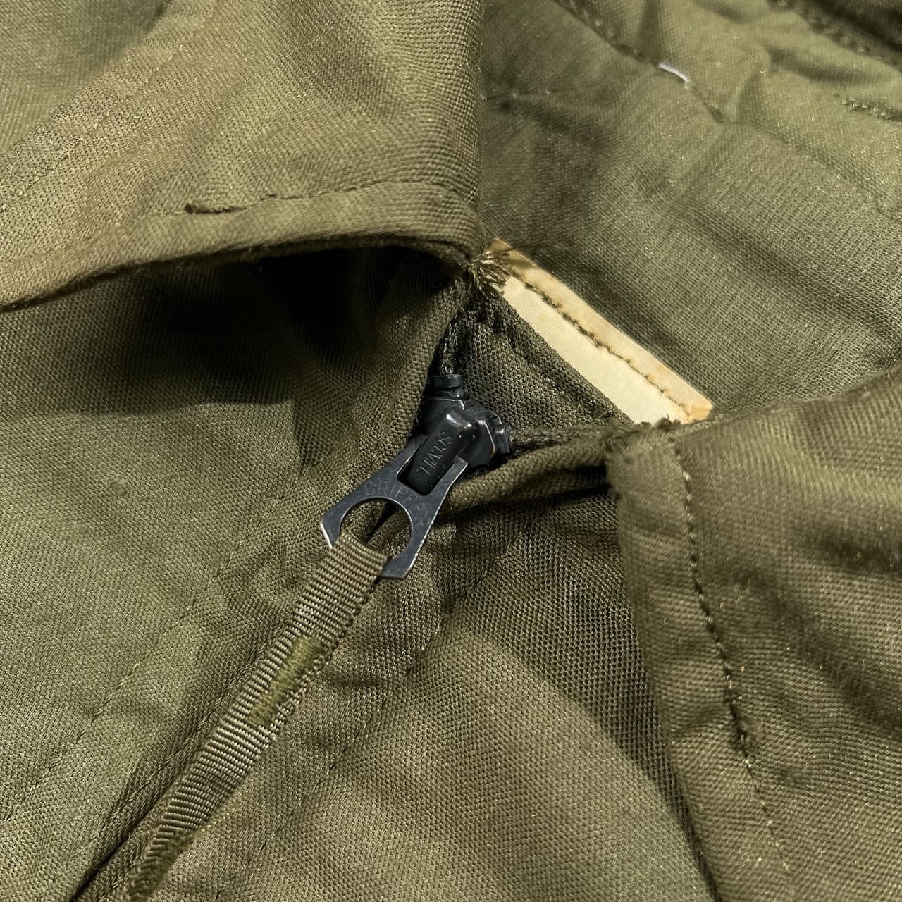 ビンテージ VINTAGE 80s US.ARMY COLD WEATHER CVC タンカースジャケット サイズ S - S /ミリタリー/カーキ/DLA100-80-C-3292