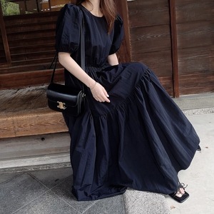 Volume gather puff dress / Black(7月中旬頃発送予定)