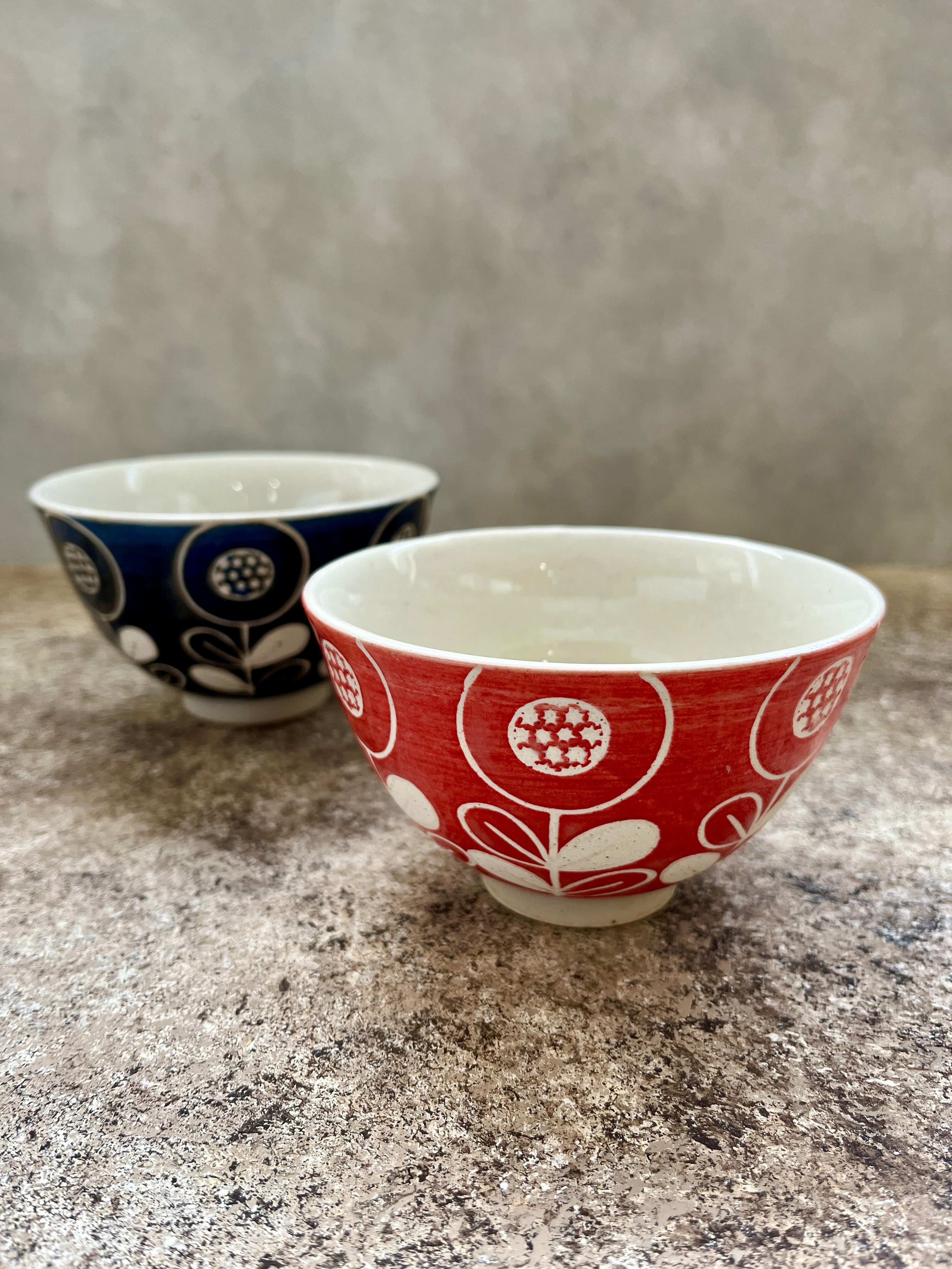 紅型小紋　新品未仕立て　藍　赤　紫　緑　白　花　波　家　K0001 セイコーハウス銀座ホール（旧和光ホール）】「十四代 今泉今右衛門展