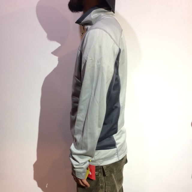 『送料無料』 新品タグ付き THENORTHFACE フリースジップアップジャケット S