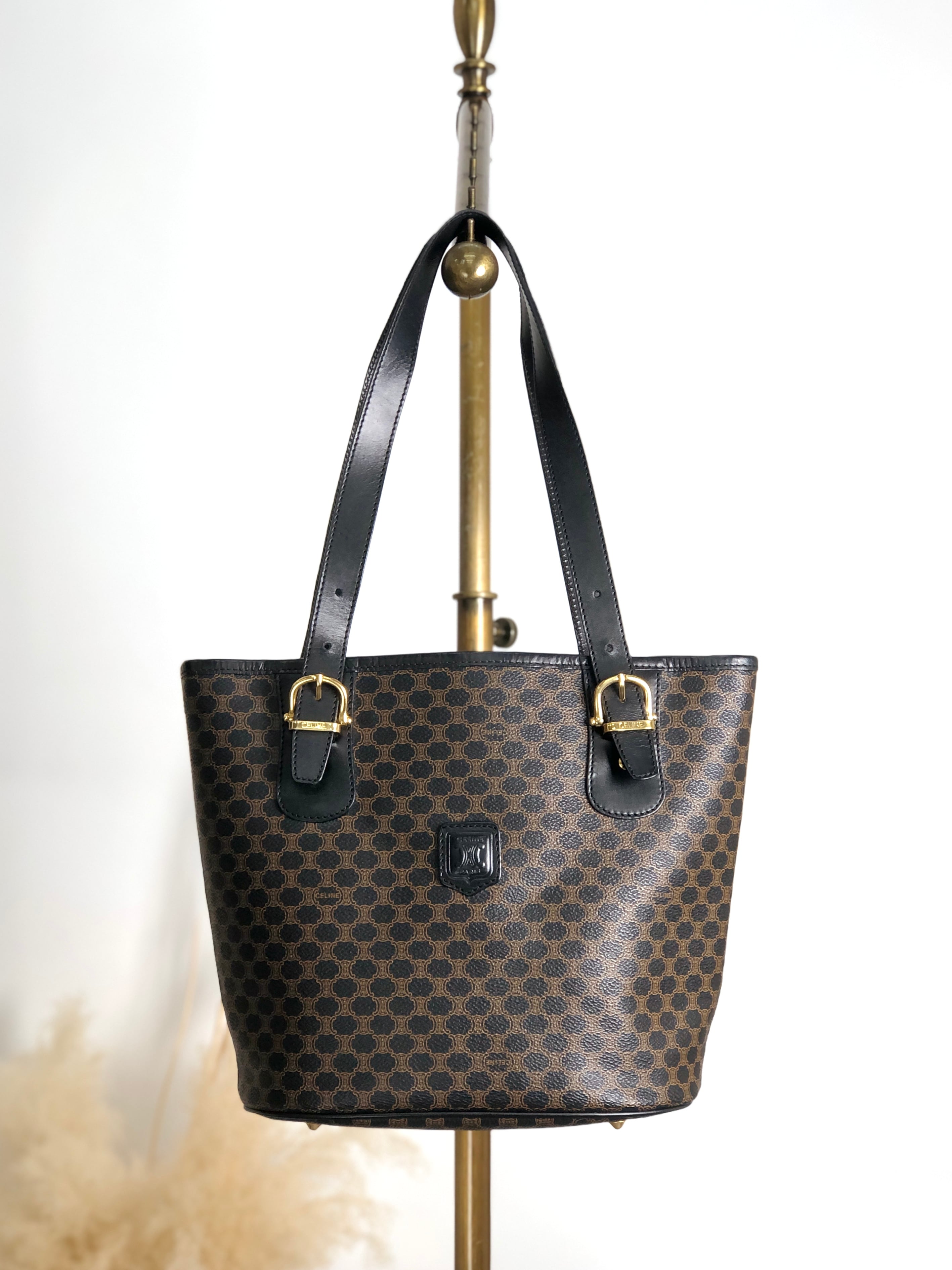 CELINE セリーヌ マカダム ハンドバッグ ブラック ブラゾン型 CELINE セリーヌ マカダム ハンドバッグ ブラック ブラゾン型