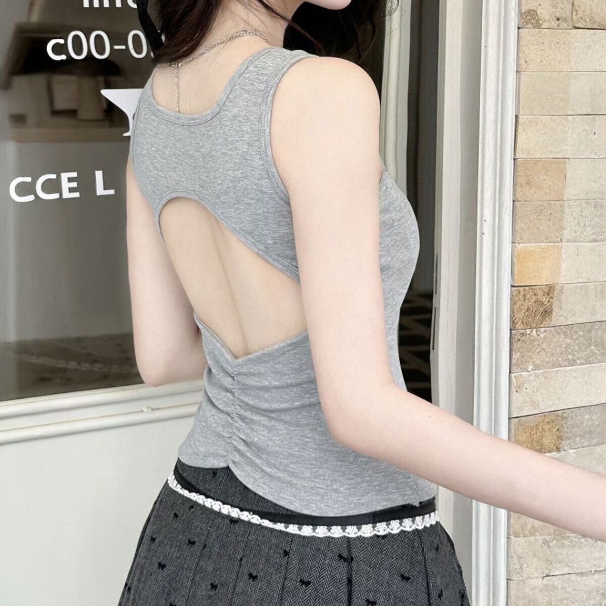 タンクトップ カップ付き レディース 春夏 韓国 インナー ブラトップ おしゃれ シンプル 大人 きれいめ カジュアル 無地 背中開き 肌見せ ダンス ヨガ ノンワイヤー 大人可愛い 大人女子