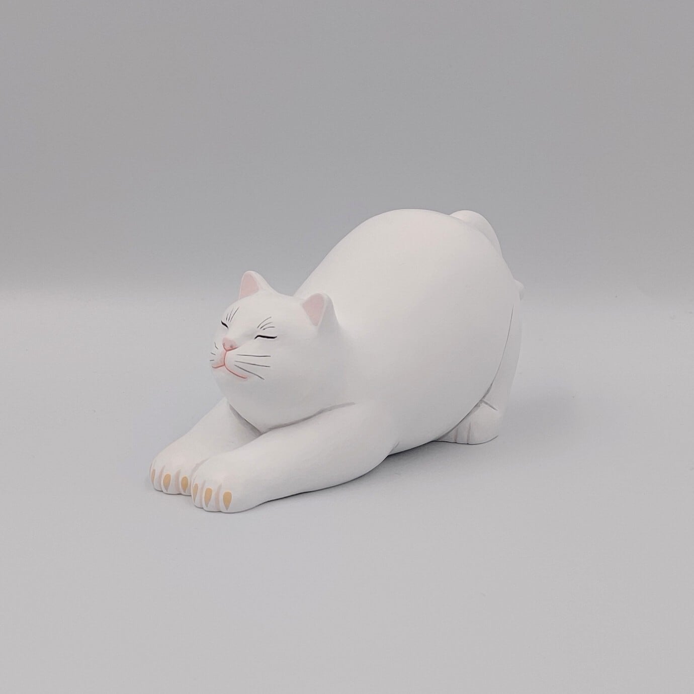 のび猫(白) | 博多人形工房いしだ