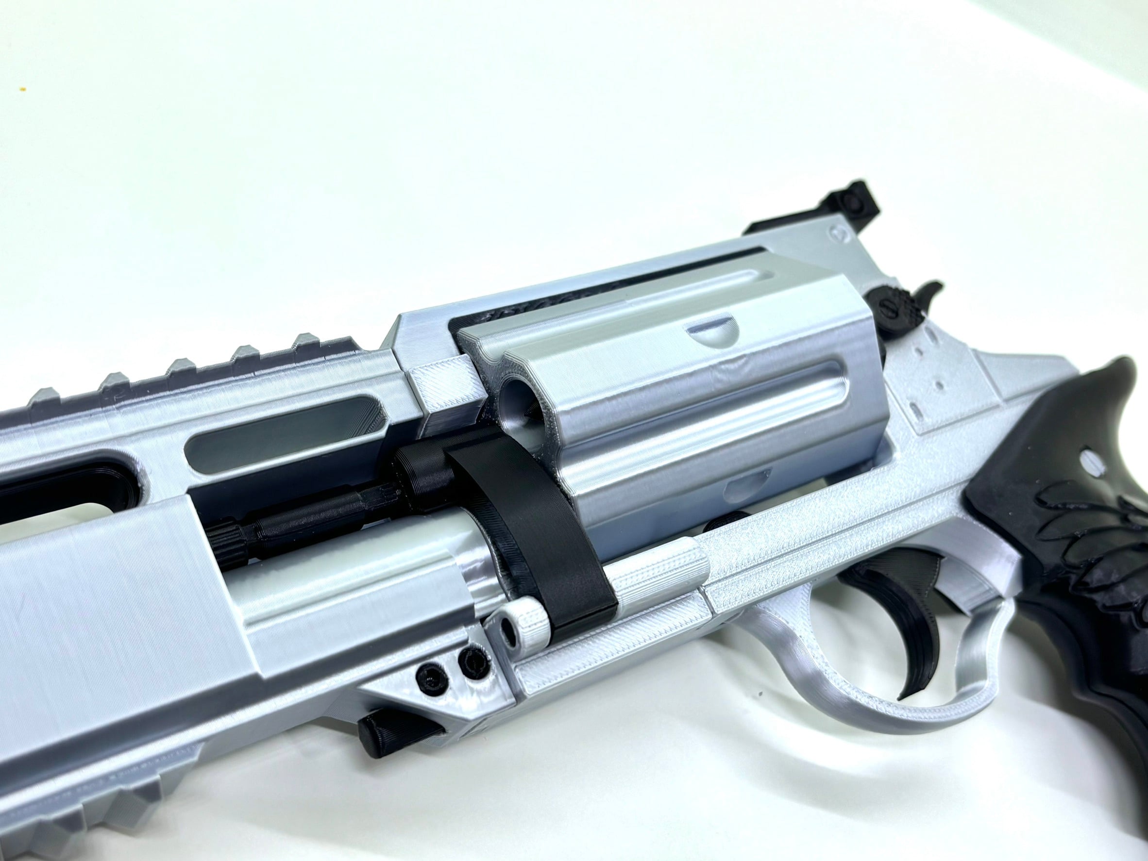 可動モデル）RE9 リボルバー(非金属、発射機能なし） | 3D Bear