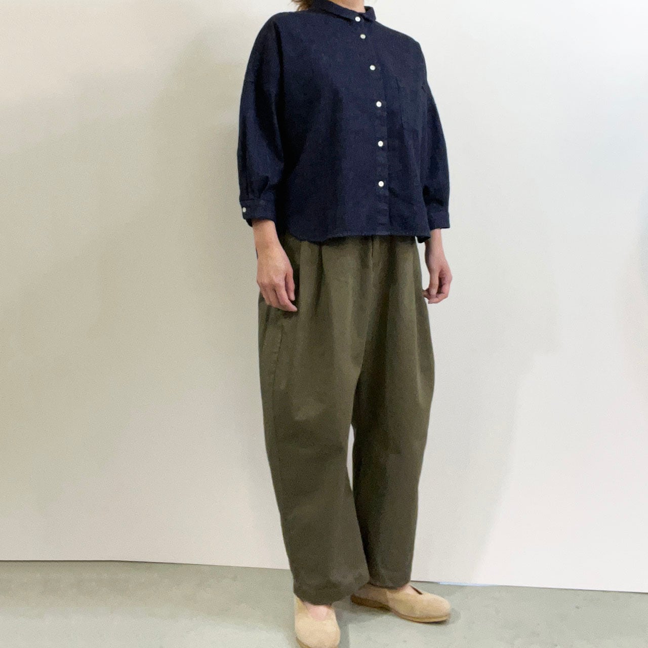 こ*ぱ様 サザンカバイツリーズ　チノクロスバナナトラウザー Sasanqua by trees サザンカバイツリー CHINO CROSS BANANA TROUSERS