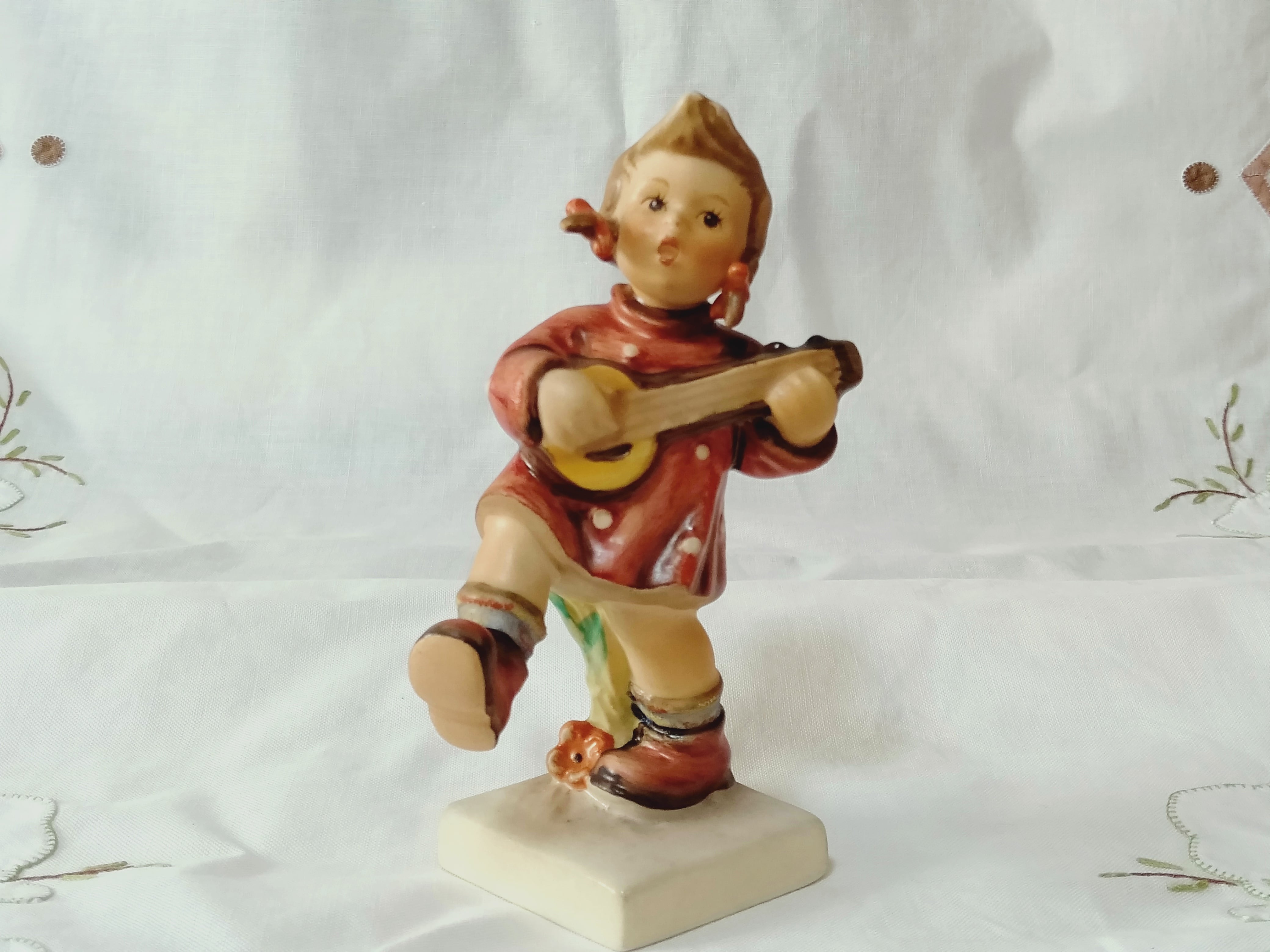 【Special Price】ゲーベル社製 フンメル人形 陶器 Goebel Hummel Figurine | Happy MAKANA  powered by BASE