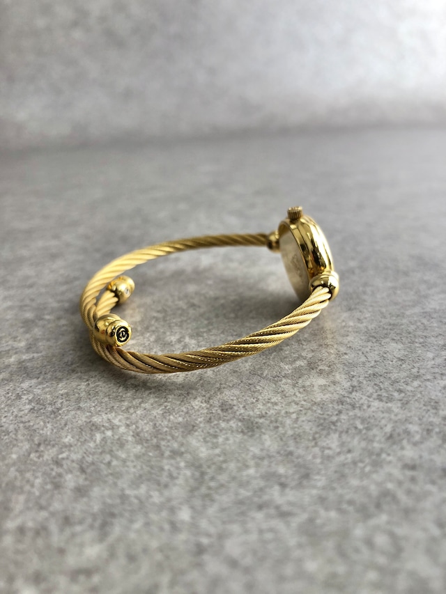 GUCCI グッチ 腕時計 ゴールド ラウンド ステンレススチール バングル クウォーツ 2700.2.L vintage ヴィンテージ オールド 58benr