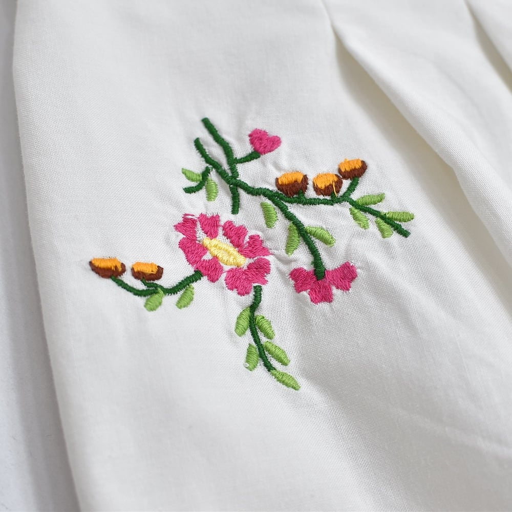 Remakeリメイク 再構築 パッチワーク&ステッチ フラワー刺繍 デザイン