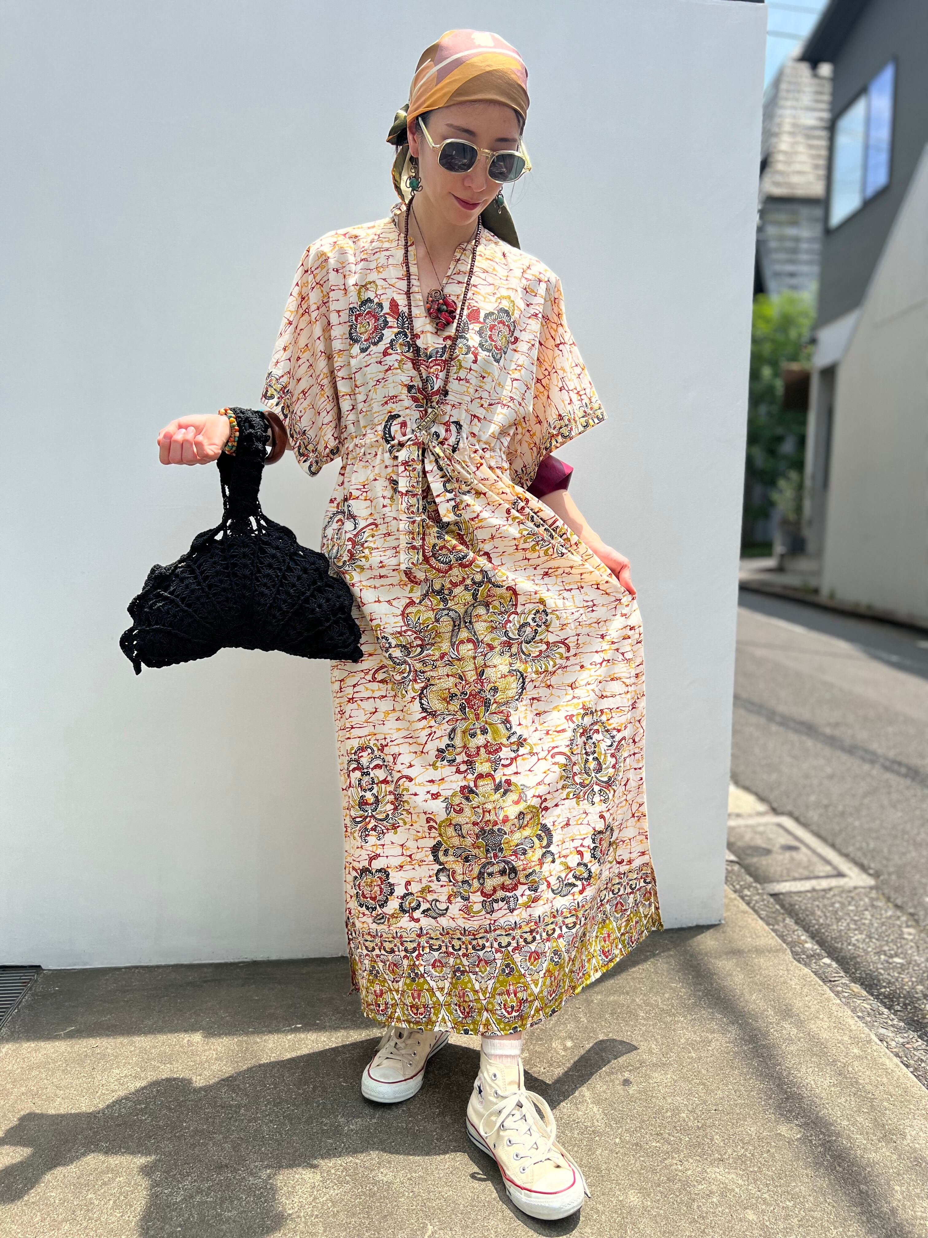 70s Indonesia BALI batik white cotton maxi dress ( ヴィンテージ 