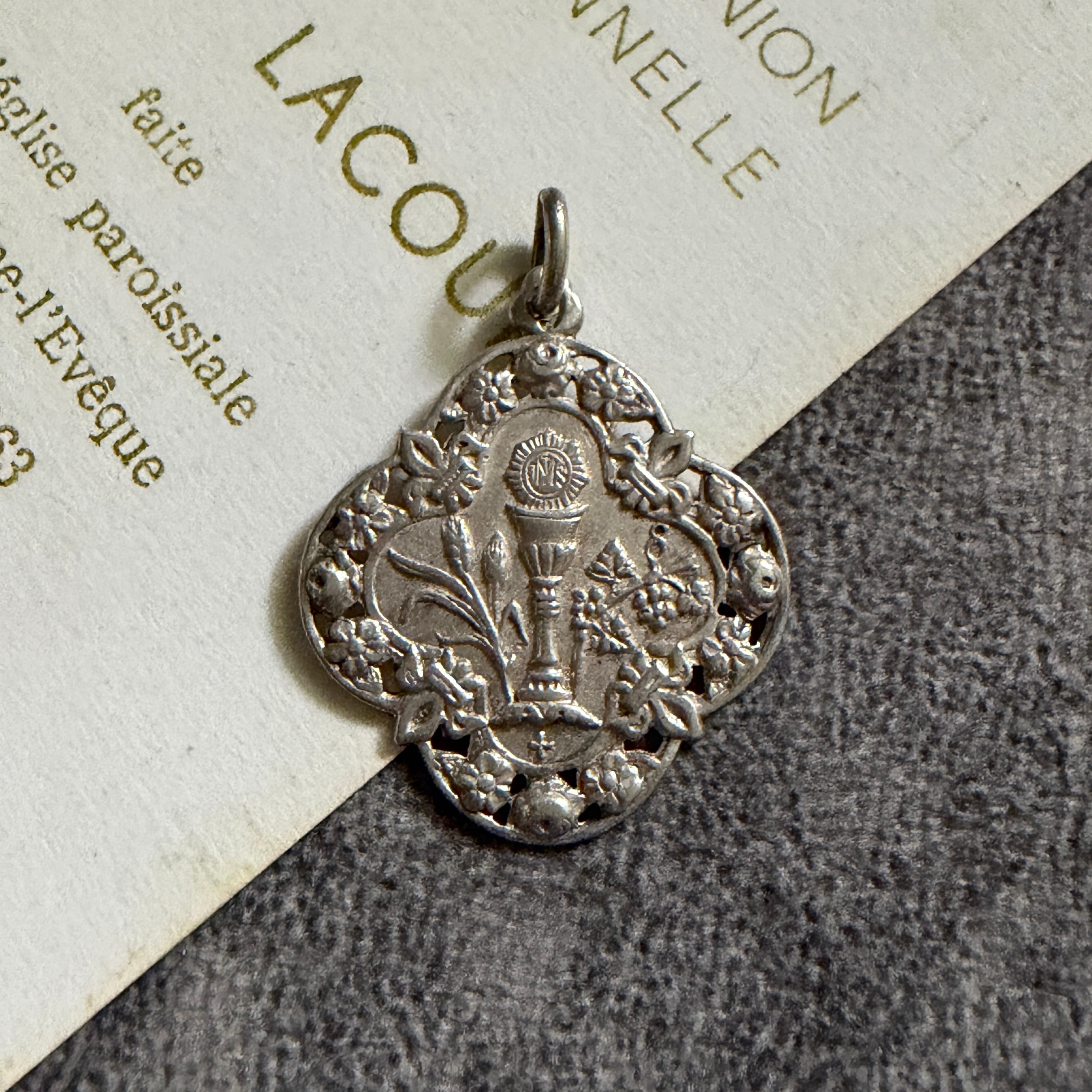 Antique medaille Mary