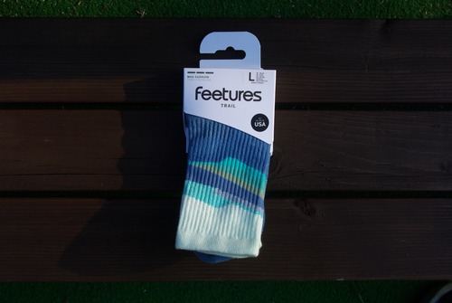 feetures（フィーチャーズ）  TRAIL MAX CUSHION MINI CREW　Tectonic Blue