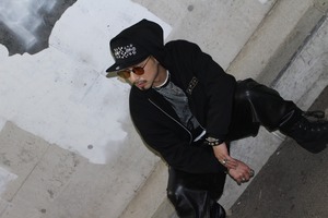 Double Cross Bone Cap