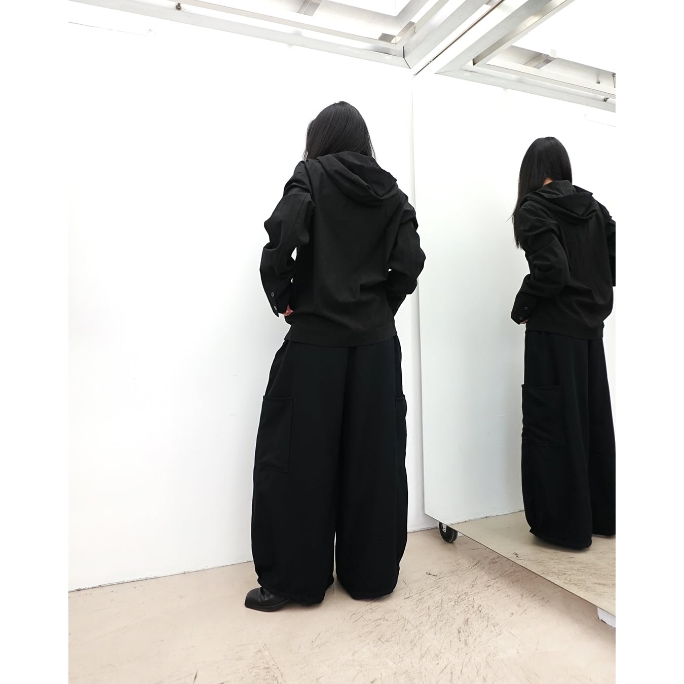 kujaku] (クジャク) P-579 wide easy cargo pants | Clique Tokyo